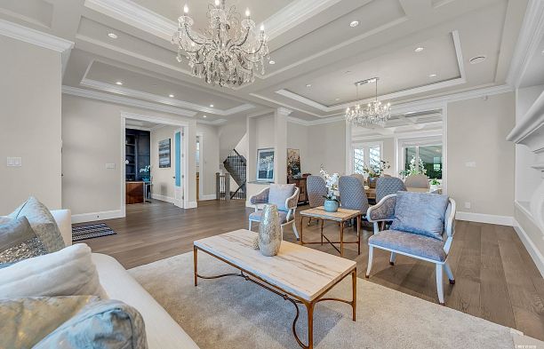 3369 Puget Drive Arbutus