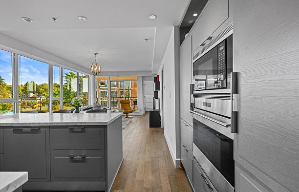 312 2118 W 15th Avenue Kitsilano