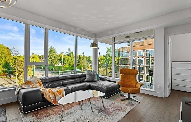 312 2118 W 15th Avenue Kitsilano