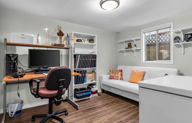 4072 Ontario Street Main