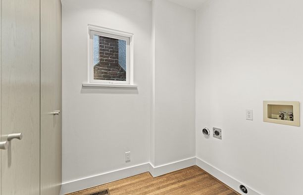 3545 W King Edward Avenue Dunbar