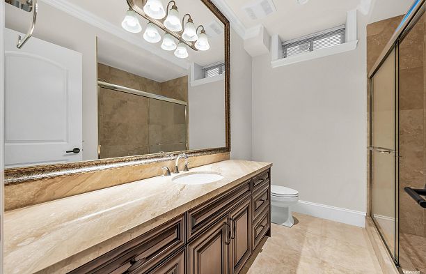 3369 Puget Drive Arbutus