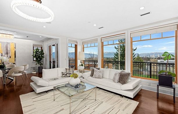 3936 Quesnel Drive Arbutus