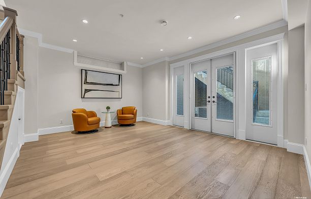 3369 Puget Drive Arbutus