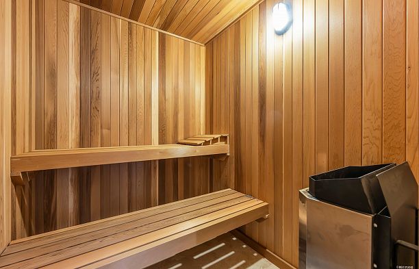 3369 Puget Drive Arbutus