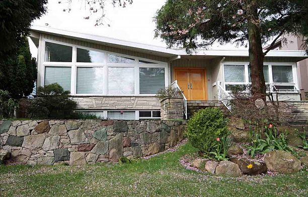 6921 Laurel Street South Cambie