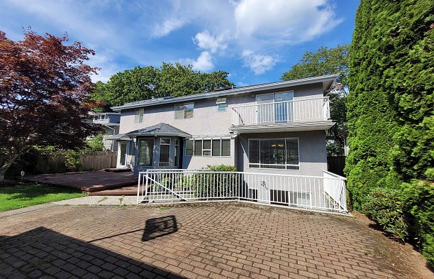 4570 W 13th Avenue Point Grey