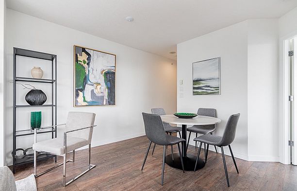 1102 1316 W 11th Avenue Fairview VW