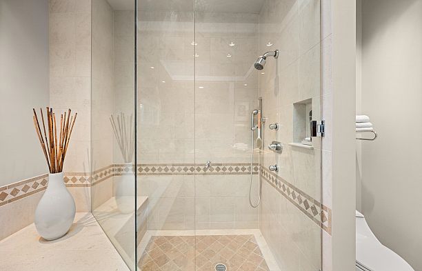 2722 W 31st Avenue MacKenzie Heights