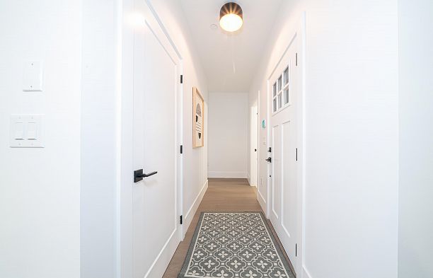 A 2735 W 8th Avenue Kitsilano