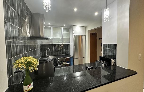 318 2320 W 40th Avenue Kerrisdale