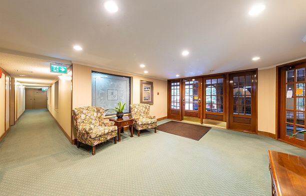 318 2320 W 40th Avenue Kerrisdale