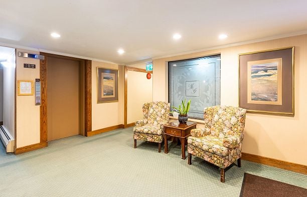 318 2320 W 40th Avenue Kerrisdale