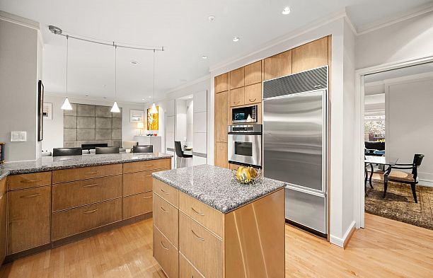 2722 W 31st Avenue MacKenzie Heights