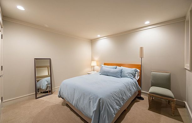 2722 W 31st Avenue MacKenzie Heights