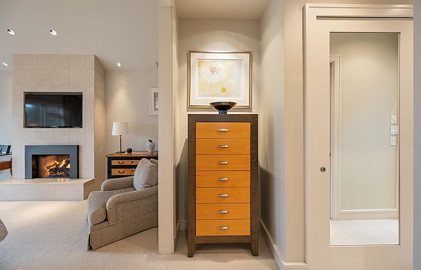 2722 W 31st Avenue MacKenzie Heights