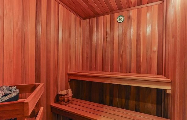 2868 W 36th Avenue MacKenzie Heights