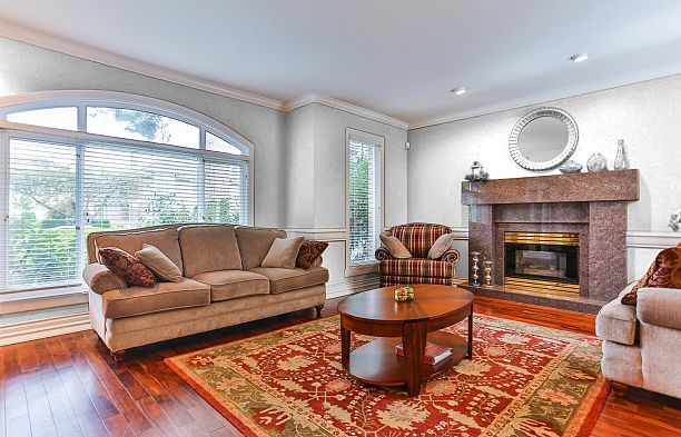 2868 W 36th Avenue MacKenzie Heights