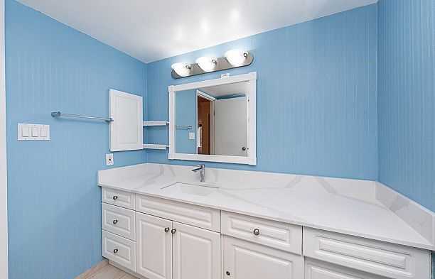 211 2101 Mcmullen Avenue Quilchena