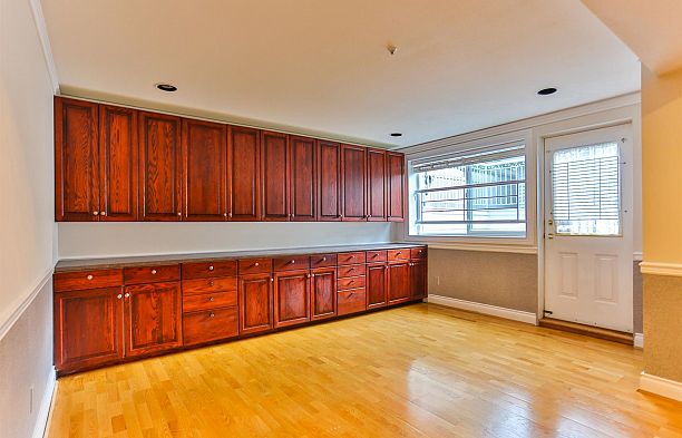 2868 W 36th Avenue MacKenzie Heights