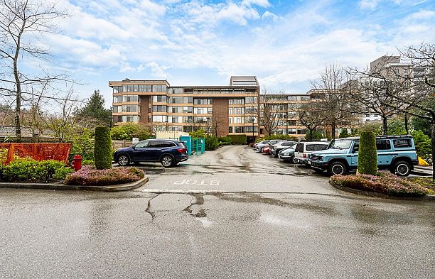 211 2101 Mcmullen Avenue Quilchena