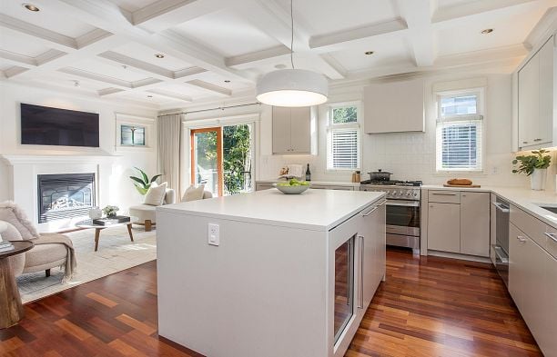 3242 W 3rd Avenue Kitsilano