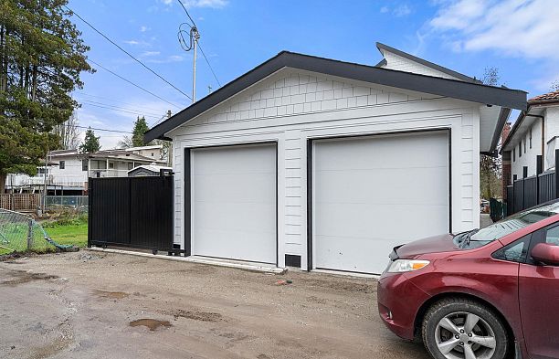 279 E 48th Avenue Main