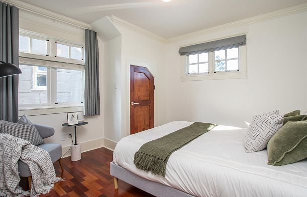 3242 W 3rd Avenue Kitsilano