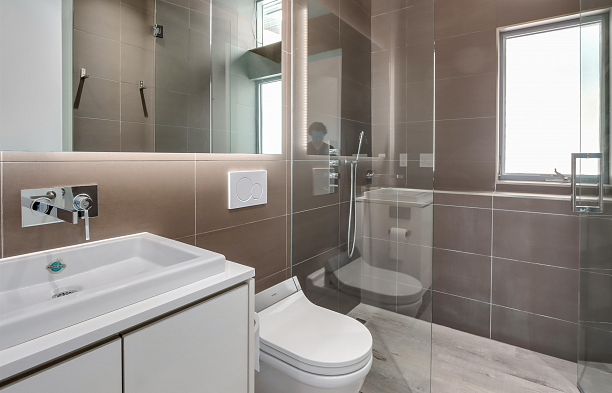 4368 W 15th Avenue Point Grey