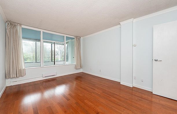 211 2101 Mcmullen Avenue Quilchena