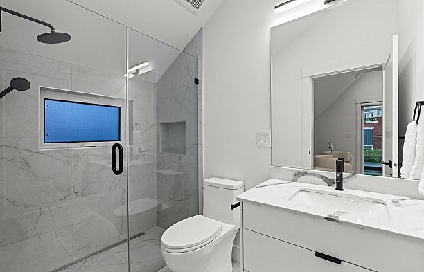 2 4549 W 11th Avenue Point Grey