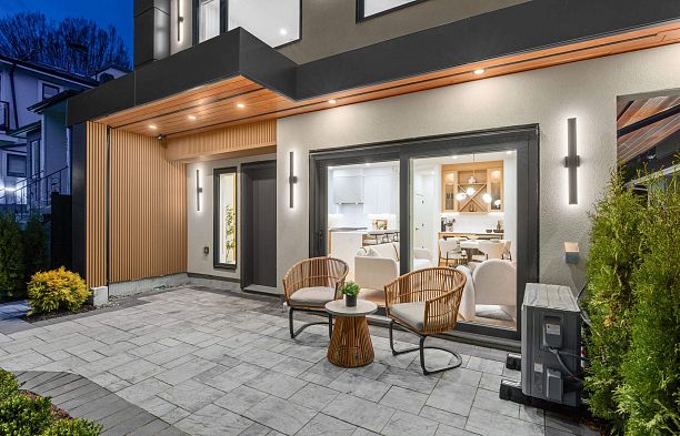 1 4549 W 11th Avenue Point Grey