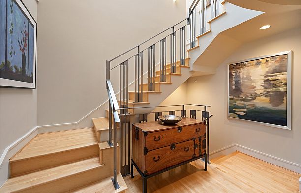 2722 W 31st Avenue MacKenzie Heights