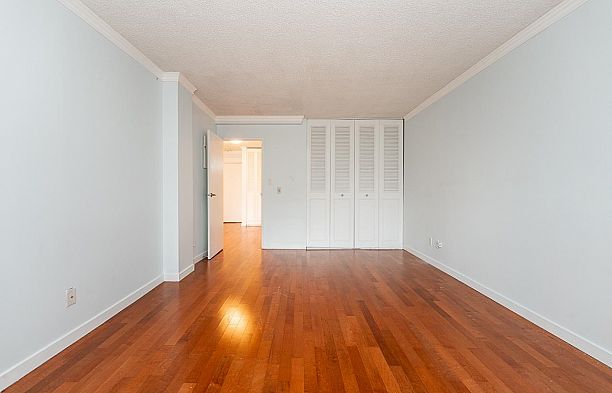 211 2101 Mcmullen Avenue Quilchena