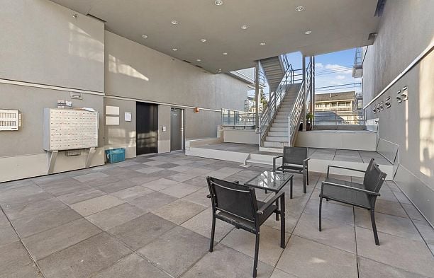 308 3161 W 4th Avenue Kitsilano