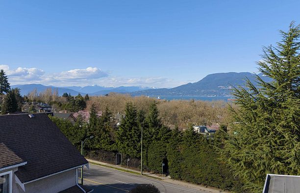 3910 W 10th Avenue Point Grey