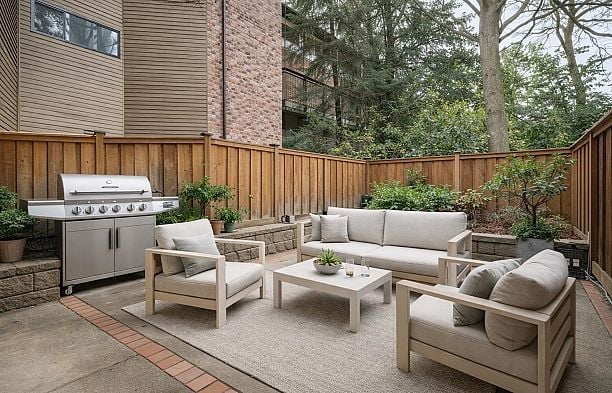 101 2320 W 40th Avenue Kerrisdale