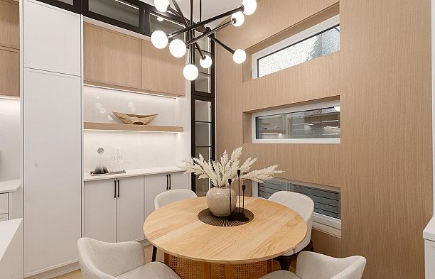 477 W 20th Avenue Cambie