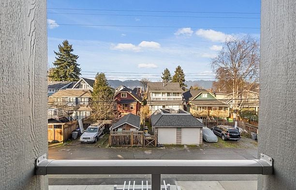 308 3161 W 4th Avenue Kitsilano