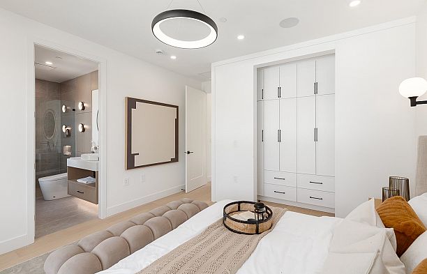 477 W 20th Avenue Cambie