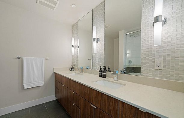 1501 159 W 2nd Street False Creek