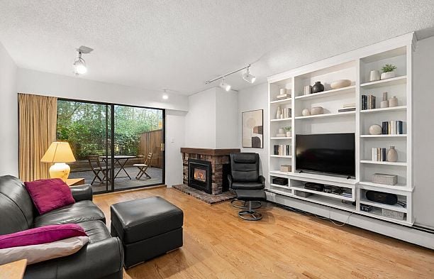 101 2320 W 40th Avenue Kerrisdale