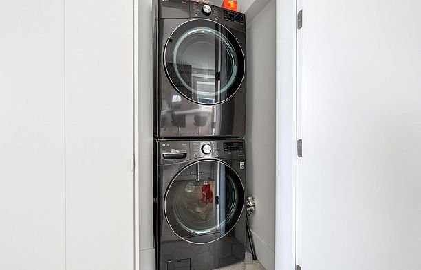 769 W 53rd Avenue South Cambie