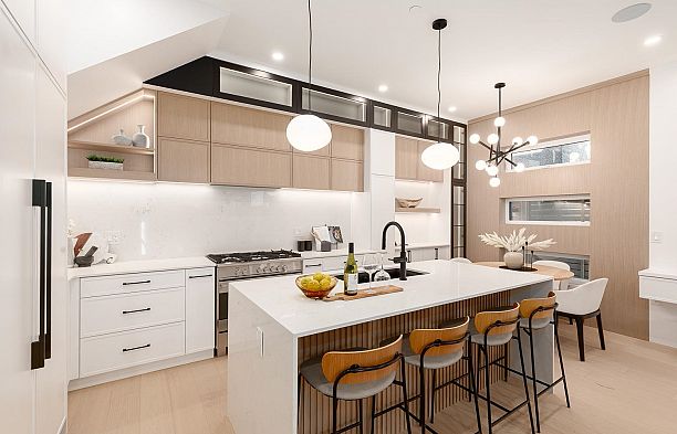 477 W 20th Avenue Cambie