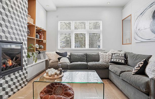 73 E 27th Avenue Main