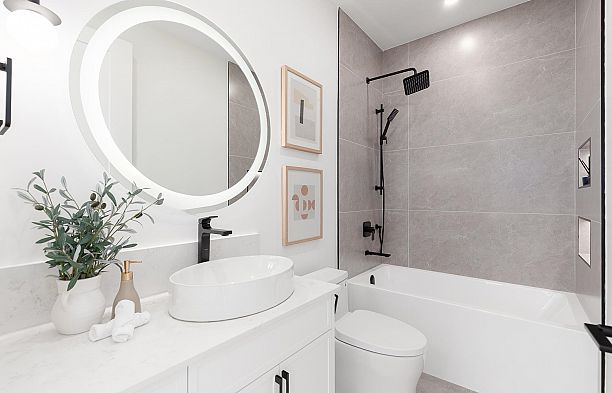 477 W 20th Avenue Cambie