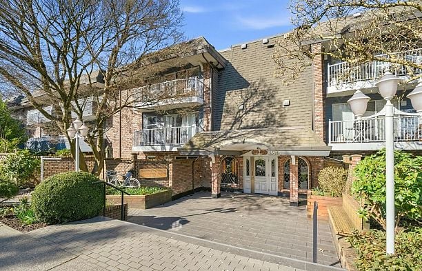 305 3875 W 4th Avenue Point Grey