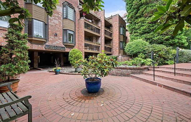 101 2320 W 40th Avenue Kerrisdale