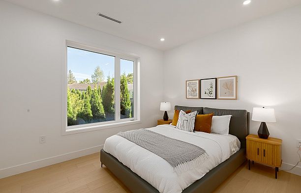 477 W 20th Avenue Cambie