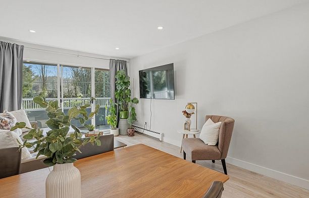 305 3875 W 4th Avenue Point Grey